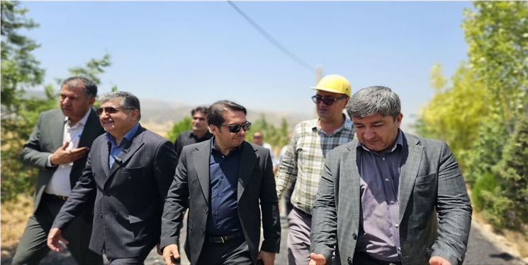 بازدید فرماندار بویراحمد و مدیرکل بنیاد مسکن از روستای ده‌بزرگ فیروزآباد/ محمدی: یکی از اصلی‌ترین و اساسی‌ترین برنامه ما توجه جدی به شرایط روستاهاست