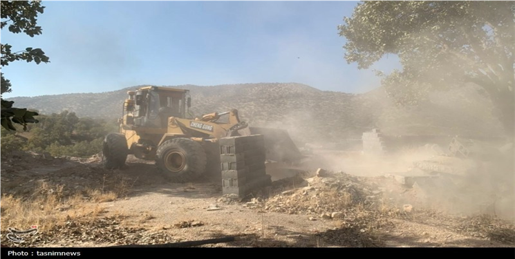 قلع و قمع اراضی تصرف شده در بویراحمد +تصاویر