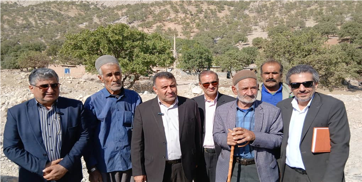 نماینده بویراحمد در بازدید از دهستان چین: برخی برای منافع خود میان مردم شکاف ایجاد کردند/ بهرامی: خدمتگذاری وظیفه مسئولان است