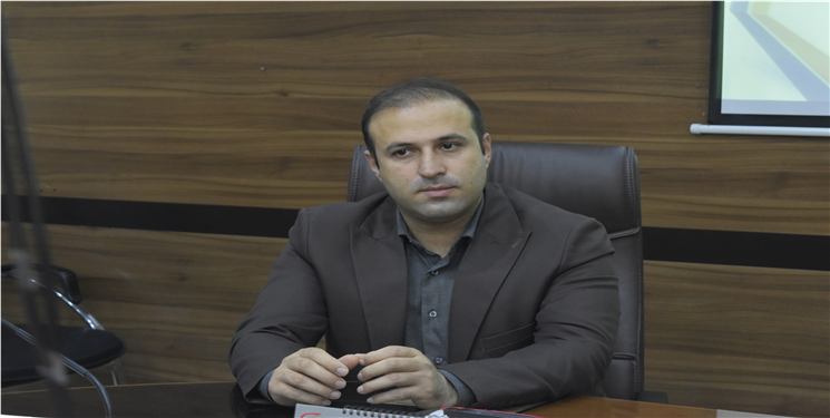 اجرای طرح مکمل یاری درمدارس گچساران با توزیع ماهیانه یک عدد قرص ویتامین D