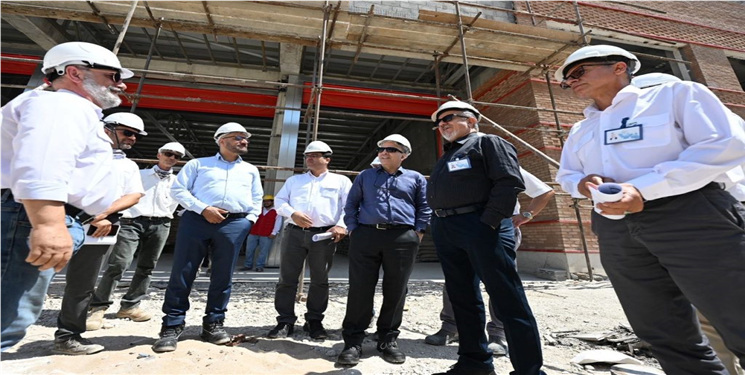 بازدید مدیران هلدینگ خلیج فارس از شرکت صنایع پلیمر گچساران