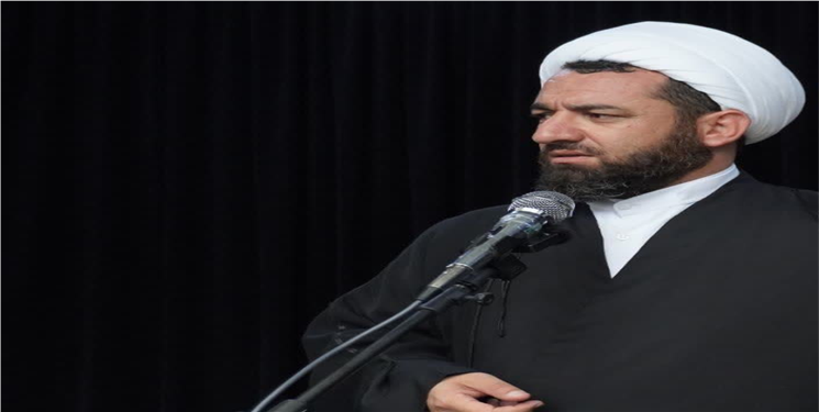 خطیب جمعه دهدشت خواستار حمایت از مواکب اربعین شد: زائران خارجی، میهمانان فرهنگ ایران اسلامی هستند/ وحدانی‌فر: امنیت روانی جامعه خط قرمز است