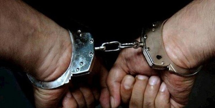 سارق سیم  بهمئی در چنگال پلیس گرفتار شد