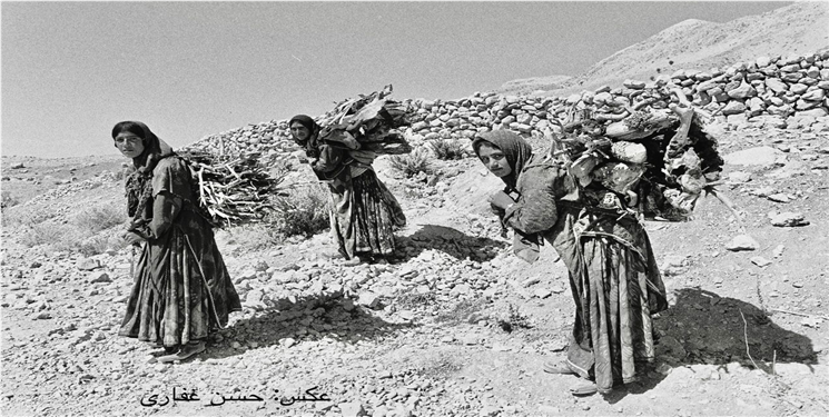 عکس روز/ بویراحمد، زیلایی در دهه 70