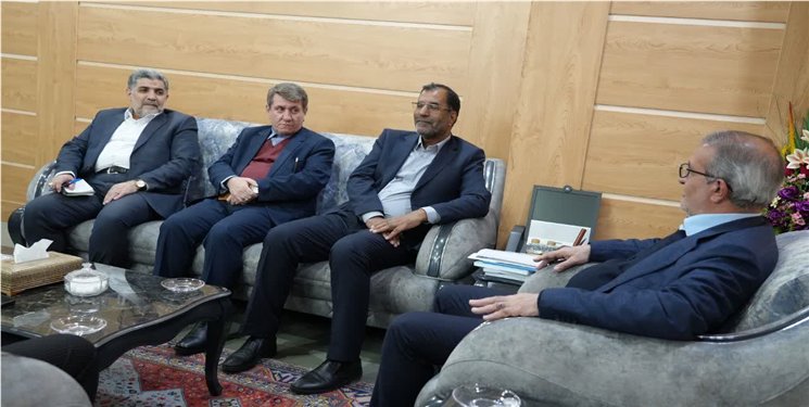 استاندار: نیازمند تفویض اختیارات بیشتر برای تسهیل مسیر سرمایه‌گذاران خارجی هستیم