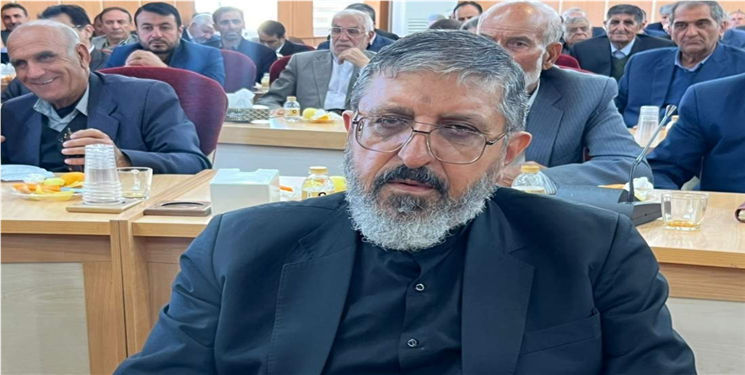 وقتی در کنار سد کوثر و چمشیر، مردم لیشتر هنوز مشکل آب دارند، یعنی آب می‌رود اما محرومیت باقی می‌ماند