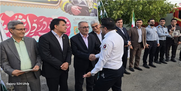 خبرهای خوب استاندار برای آتشنشانی کهگیلویه و بویراحمد؛ از جذب ۴۷ نیرو تا نردبان ۱۴۰ میلیارد تومانی