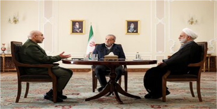 شفافیت و فرادست بودن؛ عناصر انتقاد برانگیز دورهمی سران قوا